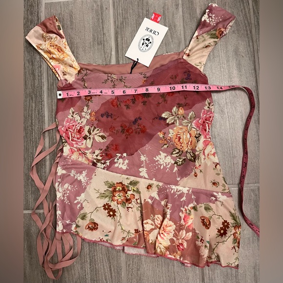 NWT Cider Asymmetrical Ruffle Knotted Floral baby doll Tank Top - Picture 9 of 9